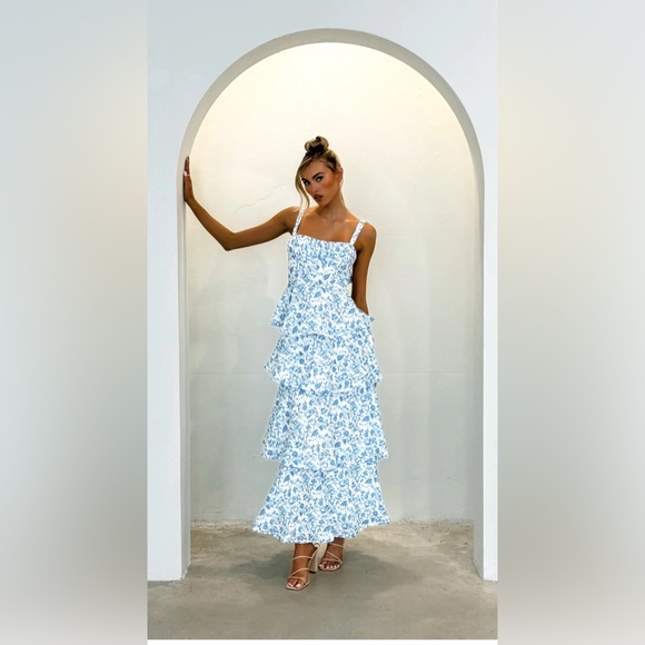 Selfie Leslie Provence Bloom Blue Floral Tiered Midi Dress S - Picture 6 of 8